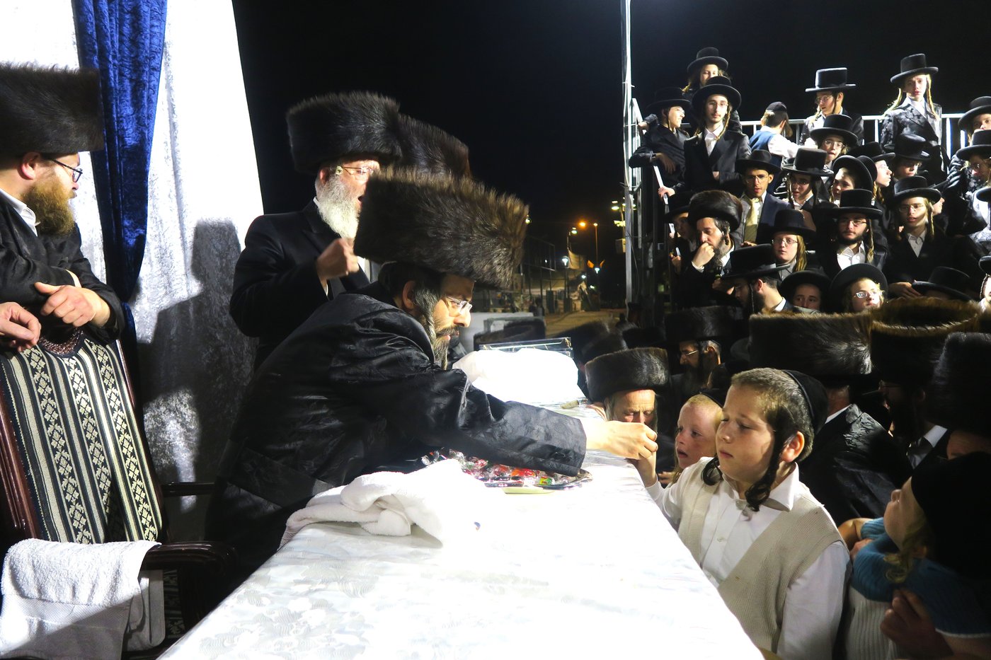 האדמו"ר מזוועהיל שבת במירון