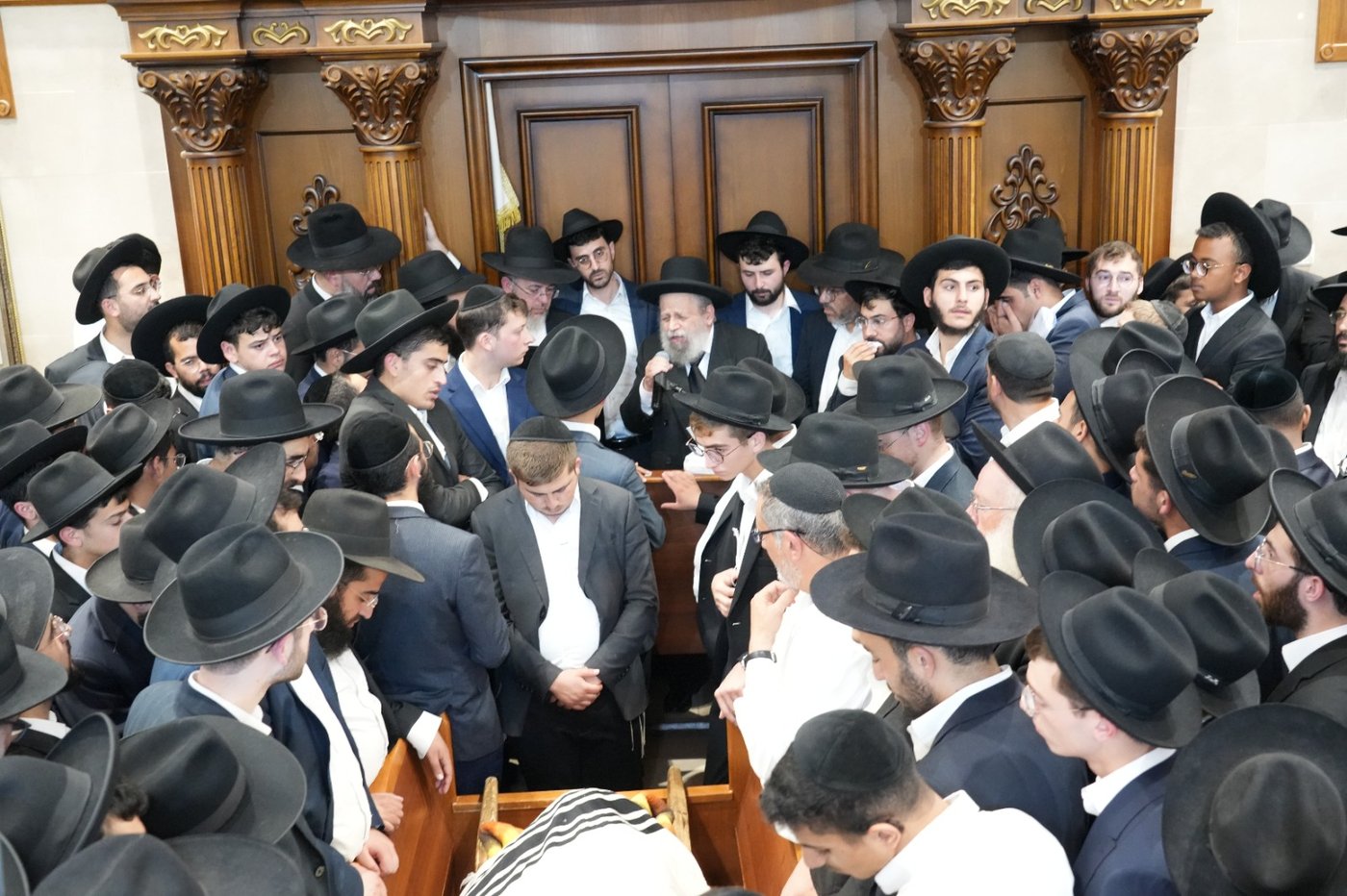 הלווית הגאון רבי יעקב זכריה זצ"ל
