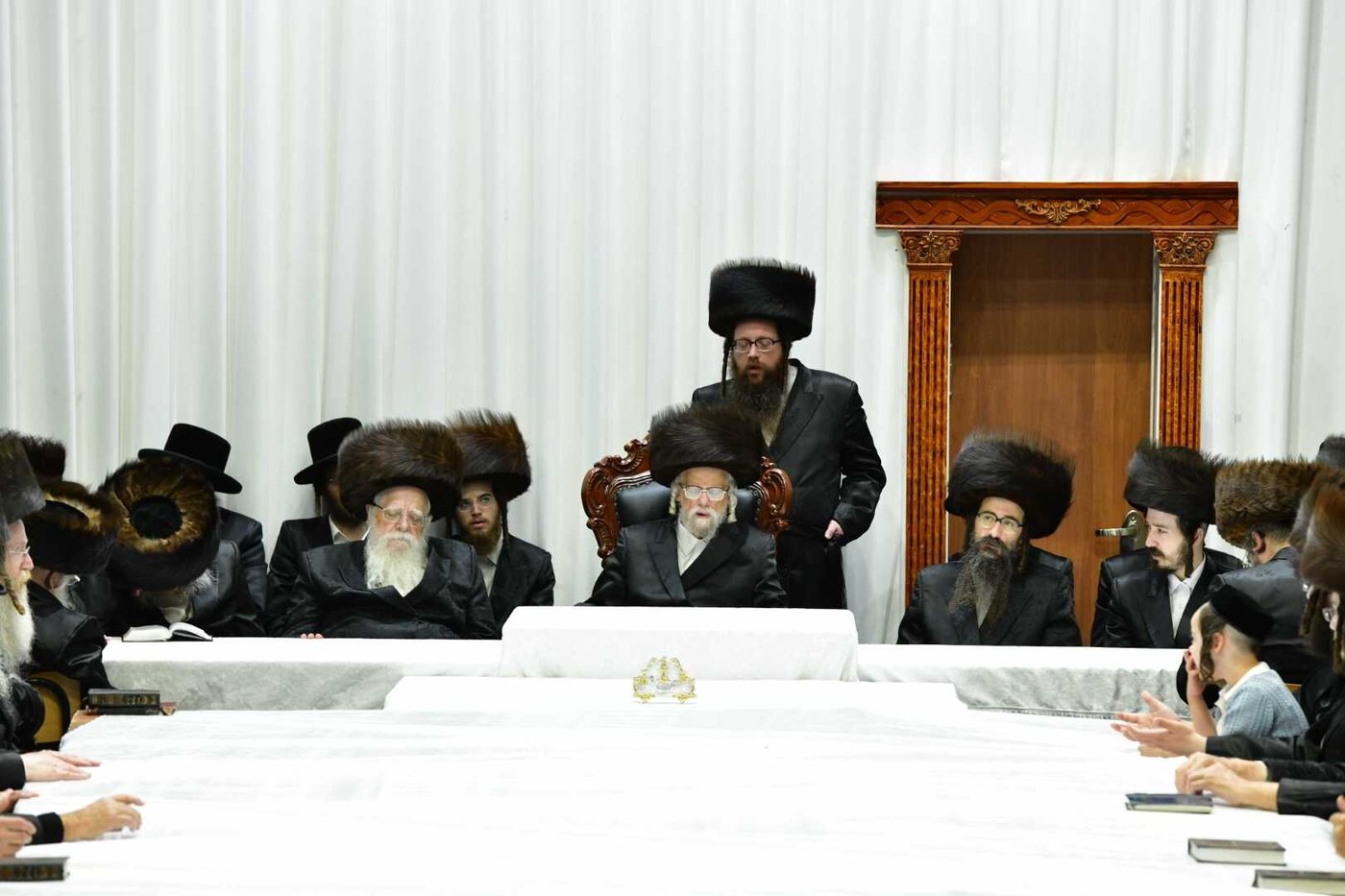 ראש השנה בחצה"ק סערט ויז'ניץ