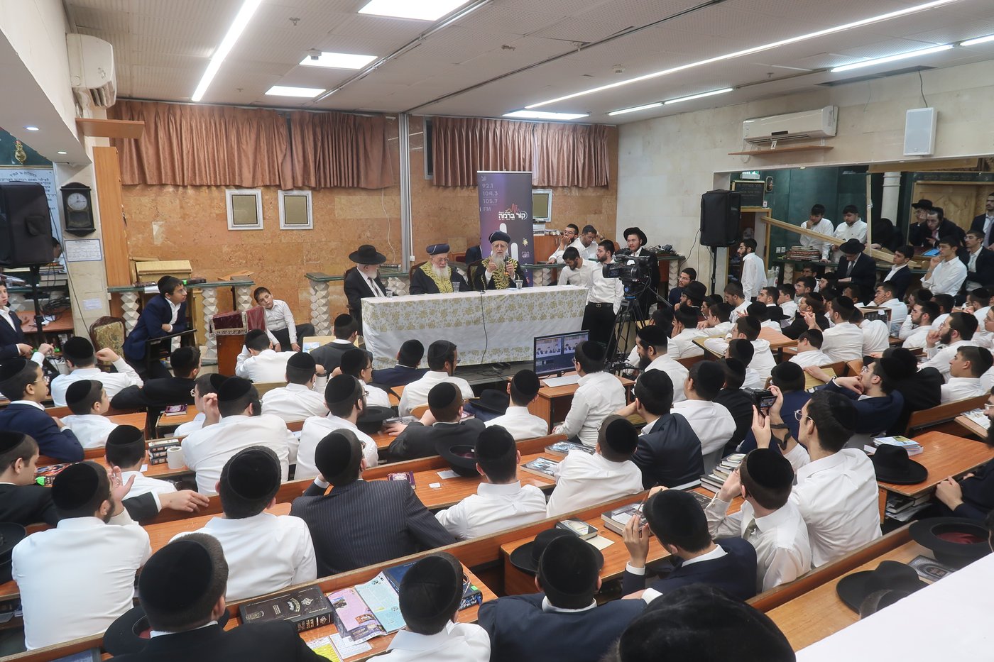 הראשלצי"ם הגר"ד יוסף והגרש"מ עמאר בכסא רחמים