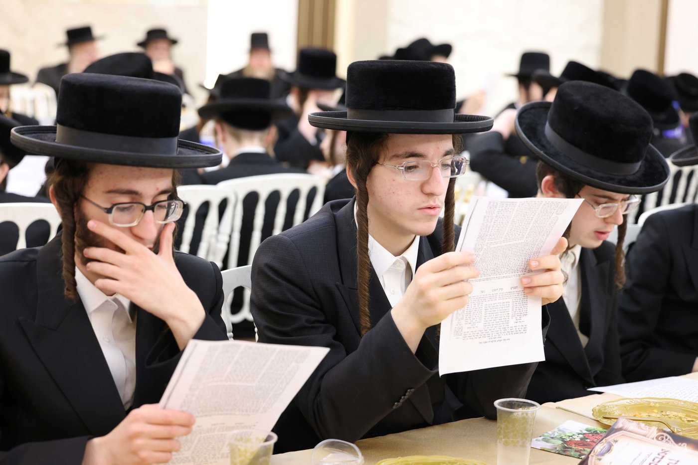 סיום מסכת גיטין בישיבת סאטמר ירושלים