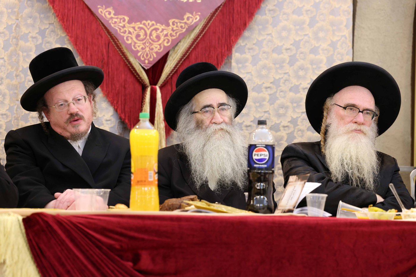 סיום מסכת גיטין בישיבת סאטמר ירושלים