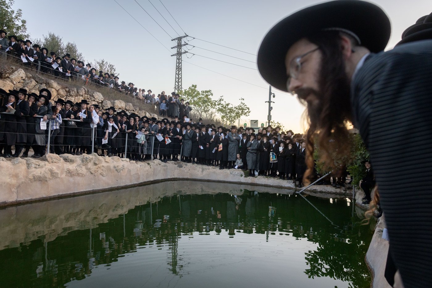 חסידי תולדות אברהם יצחק בתשליך