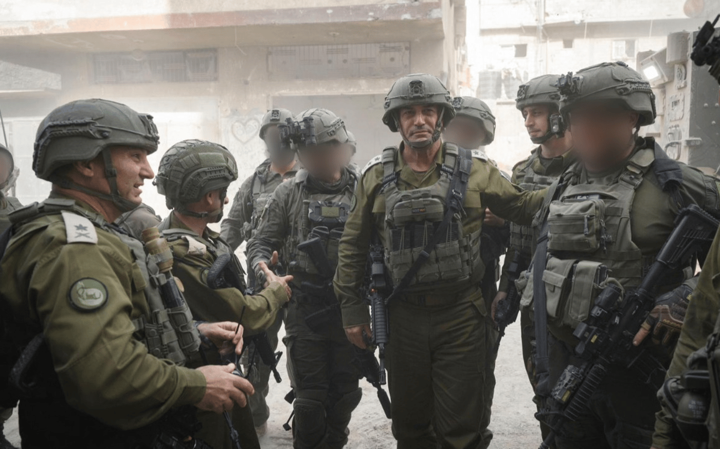 הרמטכ"ל הצטרף ללוחמים ברצועת עזה - ורמז על ההתפתחויות מול חמאס