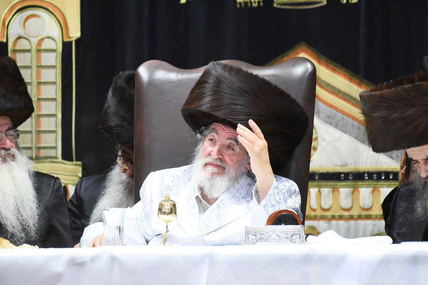 ערב יום כיפור אצל האדמו"ר מויז'ניץ