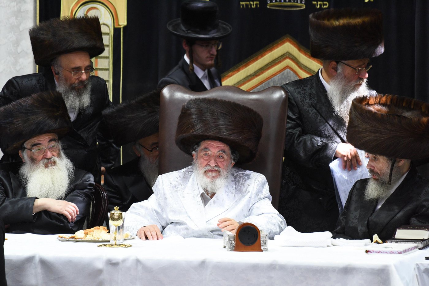 ערב יום כיפור אצל האדמו"ר מויז'ניץ
