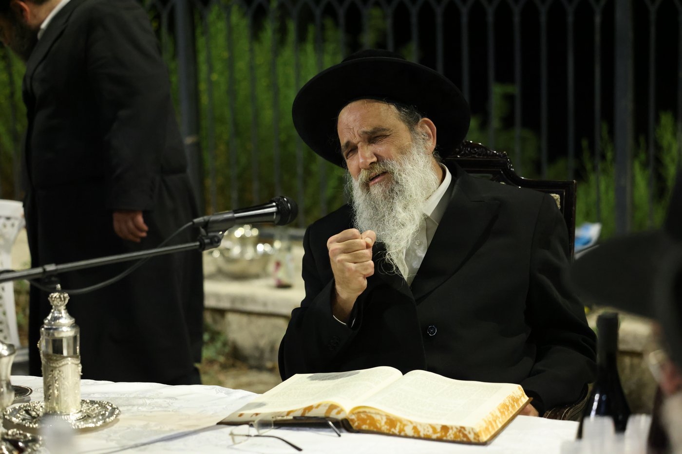 האדמו"ר מאשלג באתרא קדישא מירון