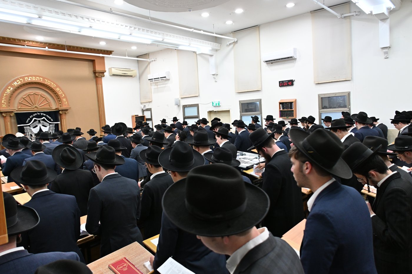ערב ומוצאי יום כיפור בישיבת רנה של תורה בכרמיאל