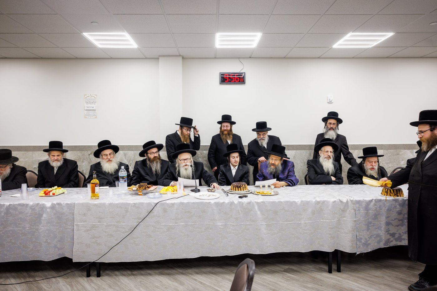 שמחת אירוסי נכדי האדמו"ר מבאבוב 45