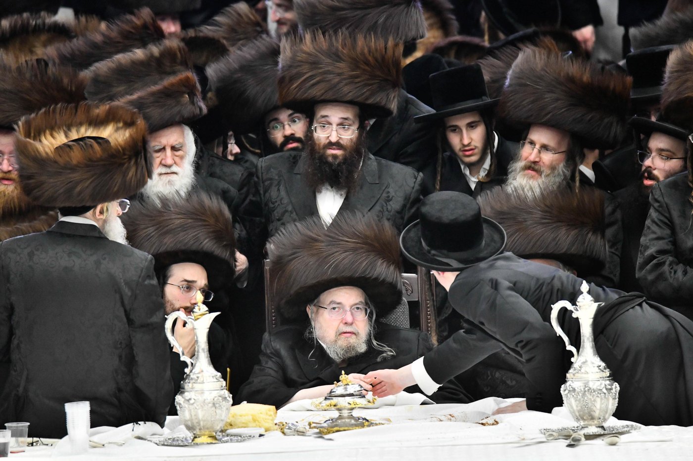 האדמו"ר מבעלזא בטיש חוה"מ סוכות