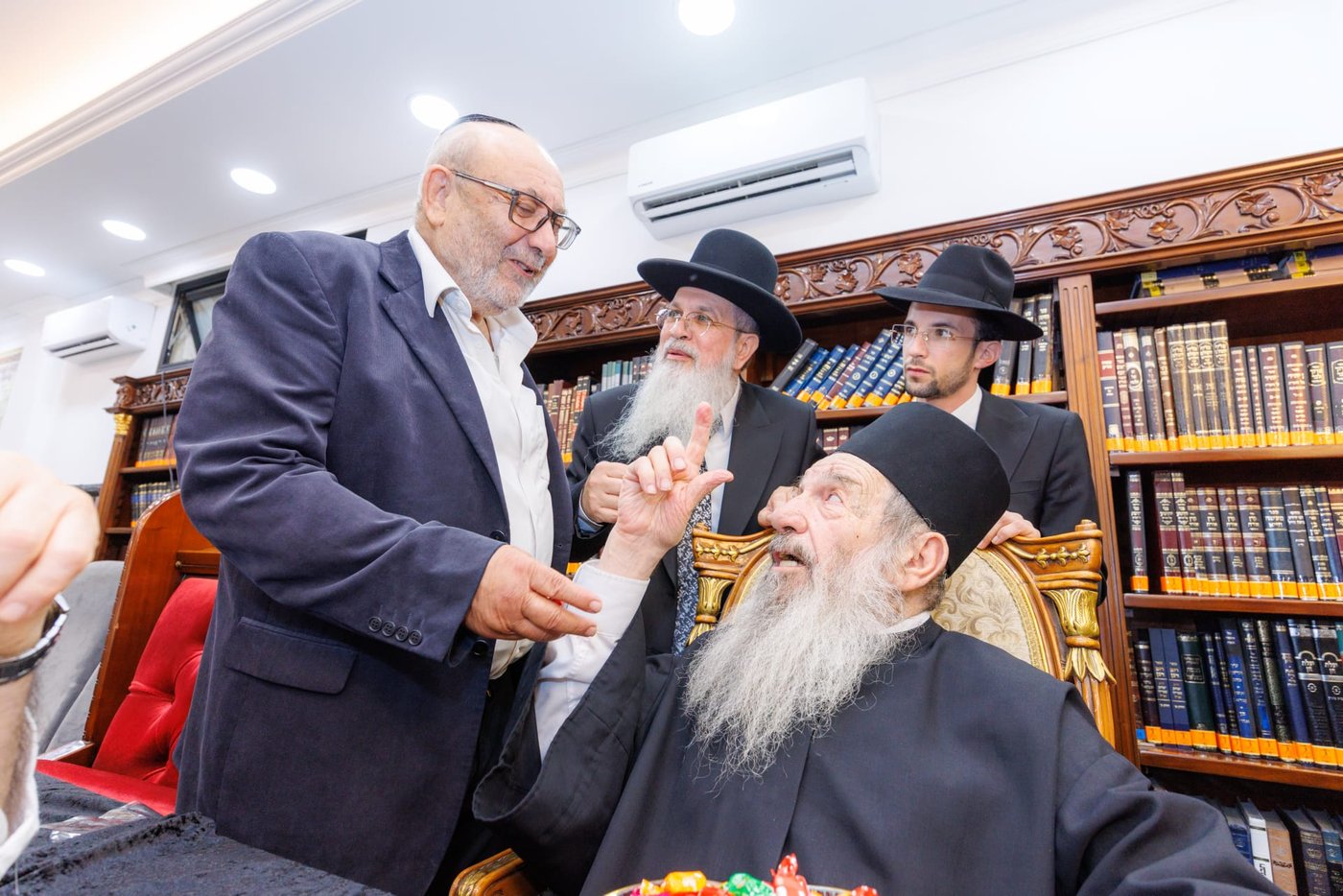 שמחת בית השואבה ב'הליכות משה'
