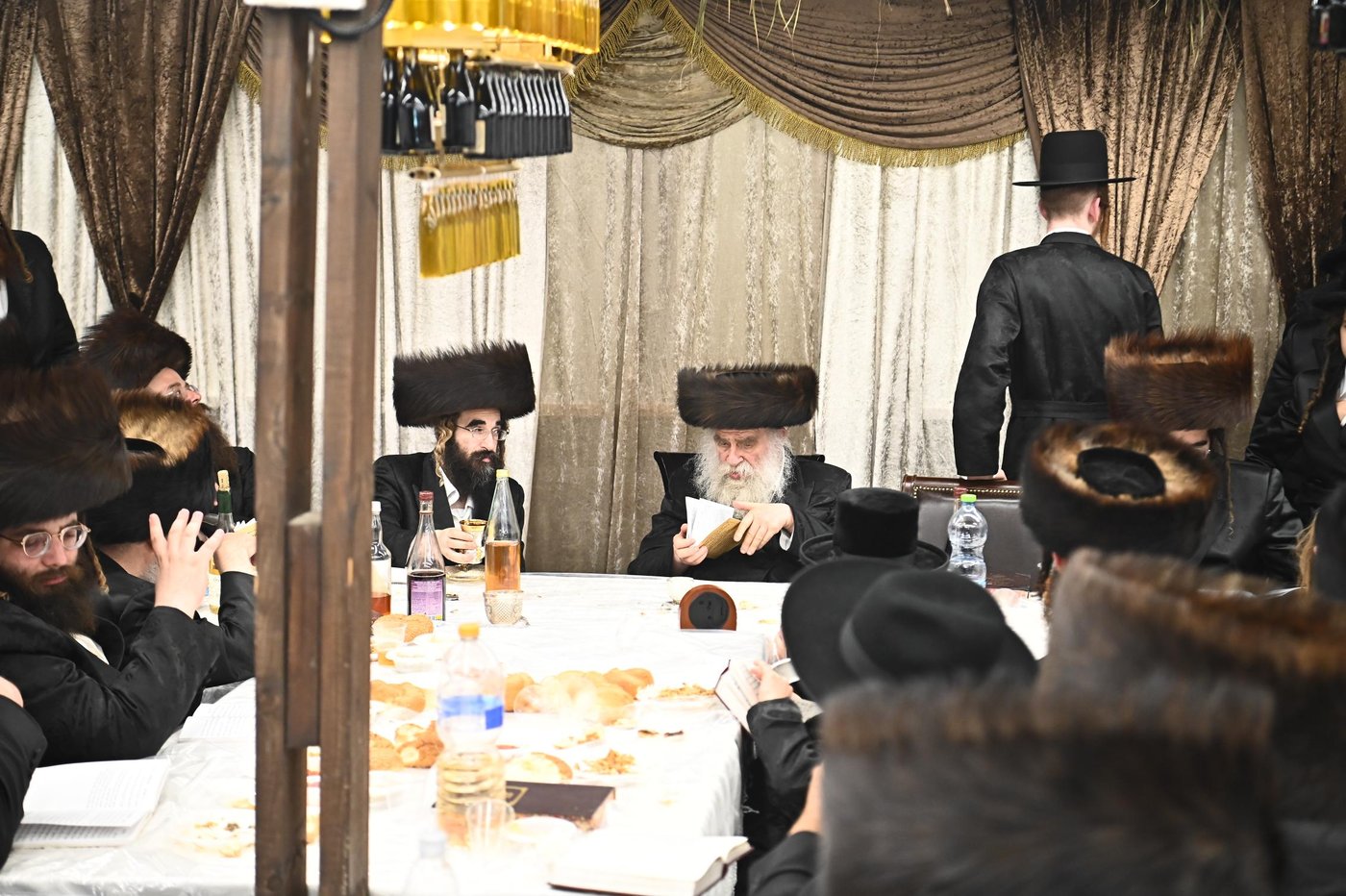 הגה"צ גאב"ד מאקאווא בטיש חוה"מ סוכות