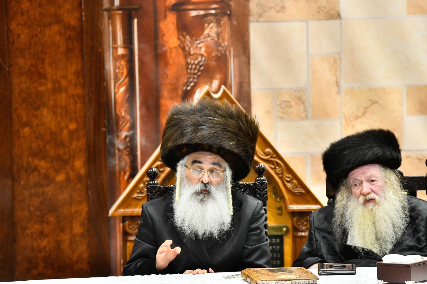 האדמו"ר מדושינסקיא בשמחת בית השואבה