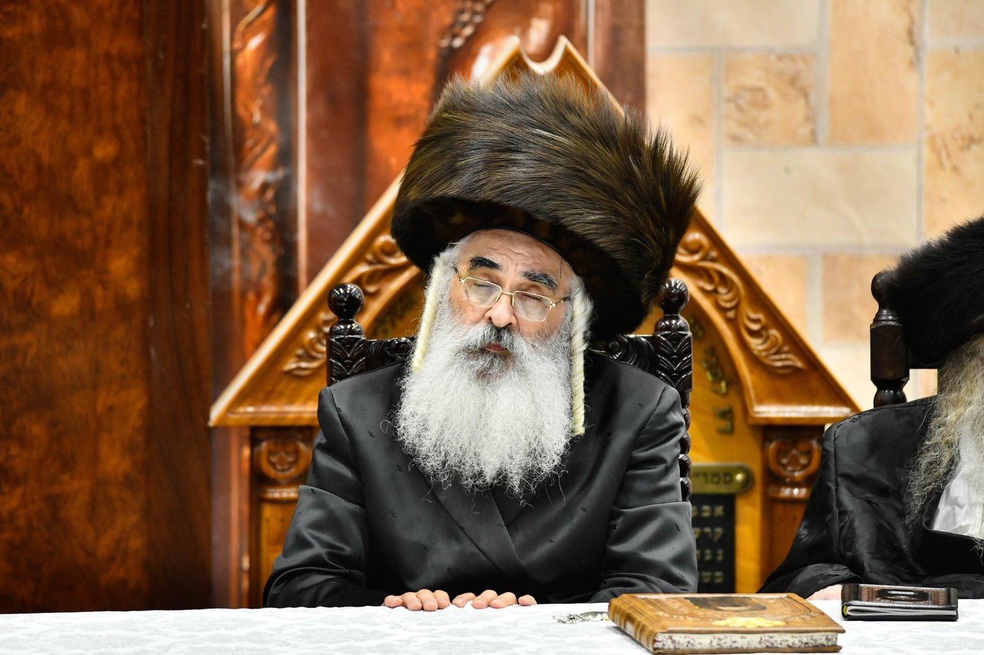 האדמו"ר מדושינסקיא בשמחת בית השואבה