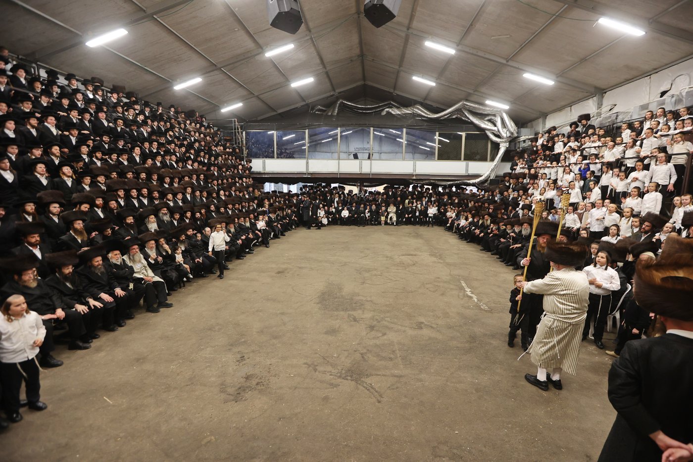 שמחת בית השואבה בחצה"ק לעלוב