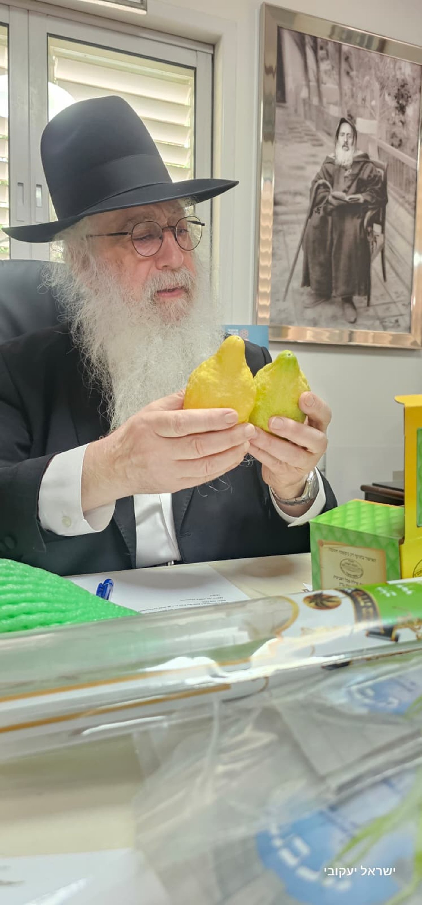 חג הסוכות אצל האדמו"ר רבי דוד חנניה פינטו