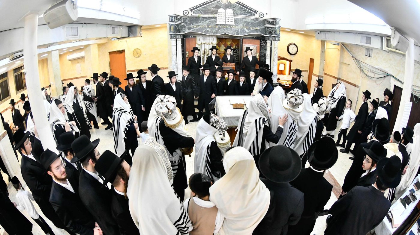 הקפות לבני חו"ל באלכסנדר