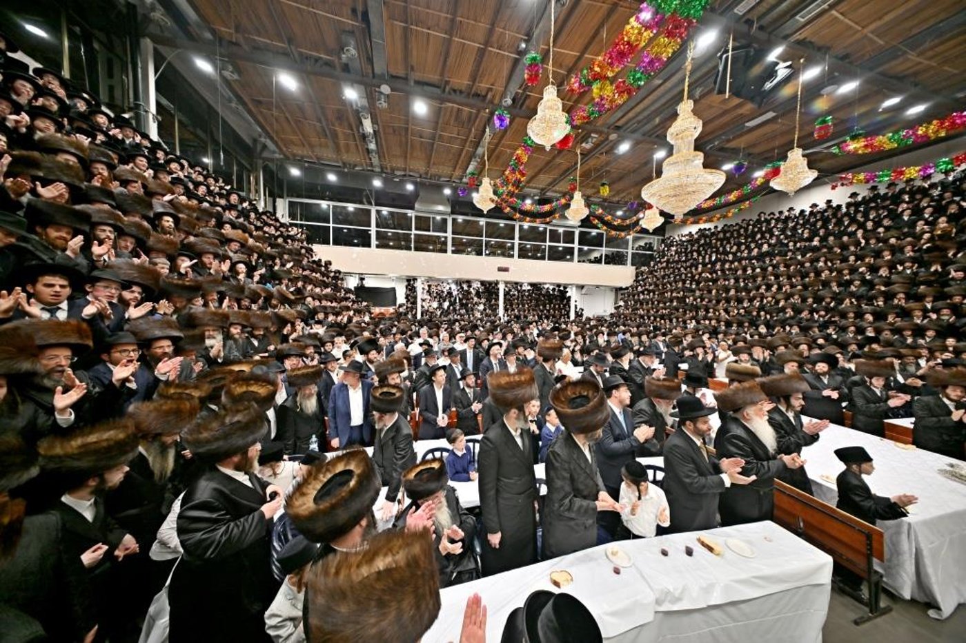 חג הסוכות בחצה"ק ויזניץ