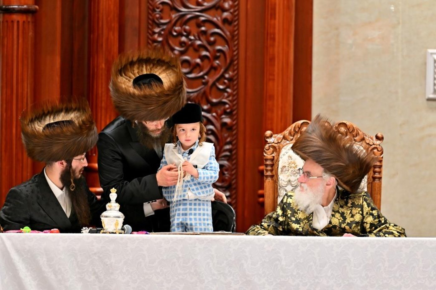 חג הסוכות בחצה"ק ויזניץ
