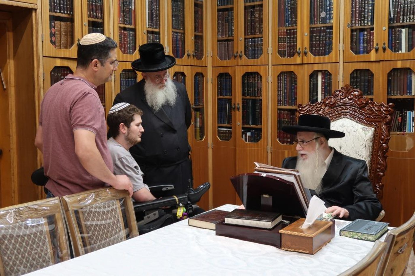 החייל אצל האדמו"ר מצאנז