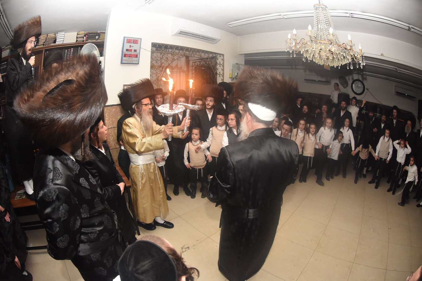 שמחת בית השואבה אצל הרה"צ רבי חיים יוסף בידרמן