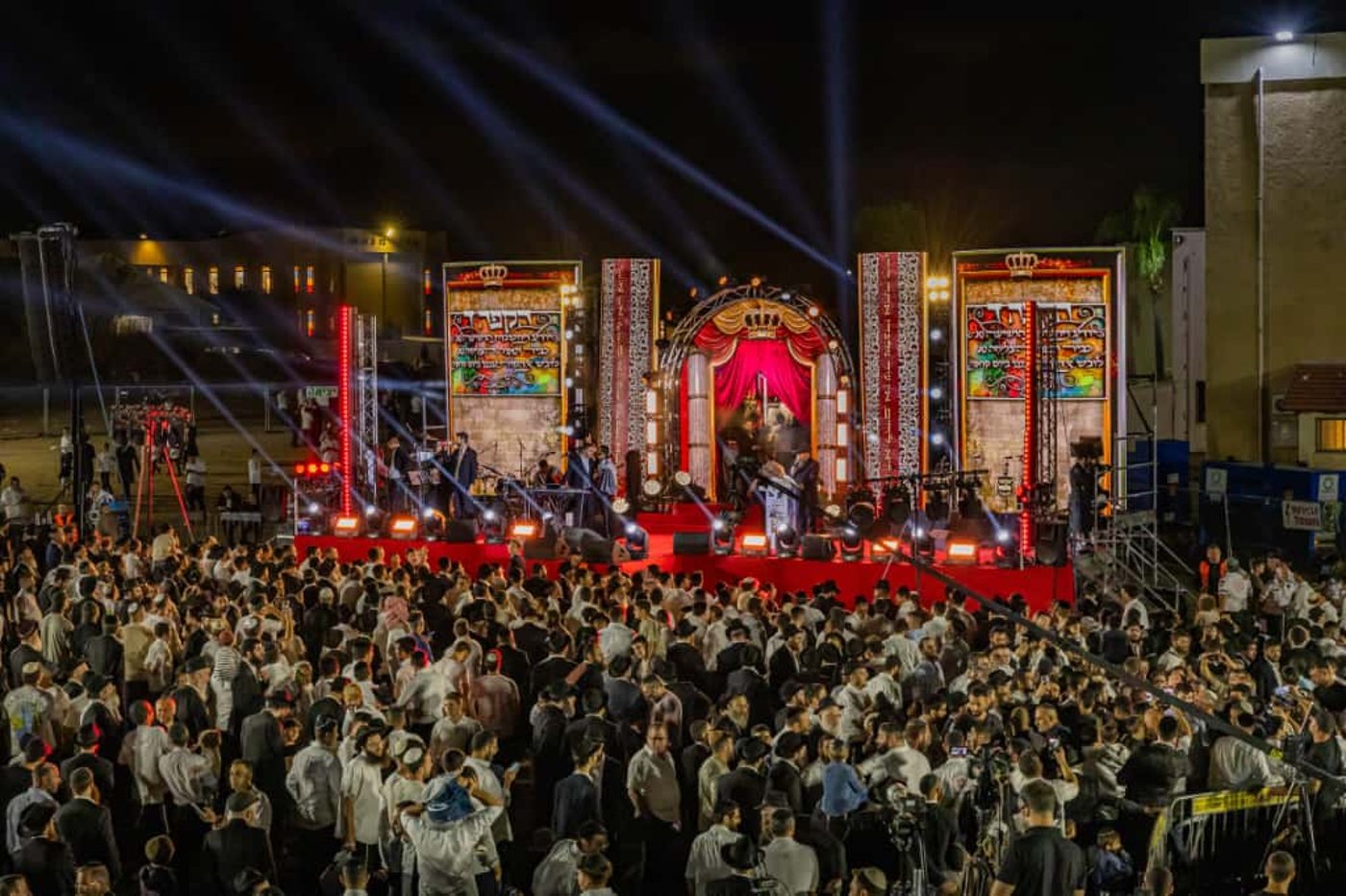 הקפות שניות בכפר חב"ד