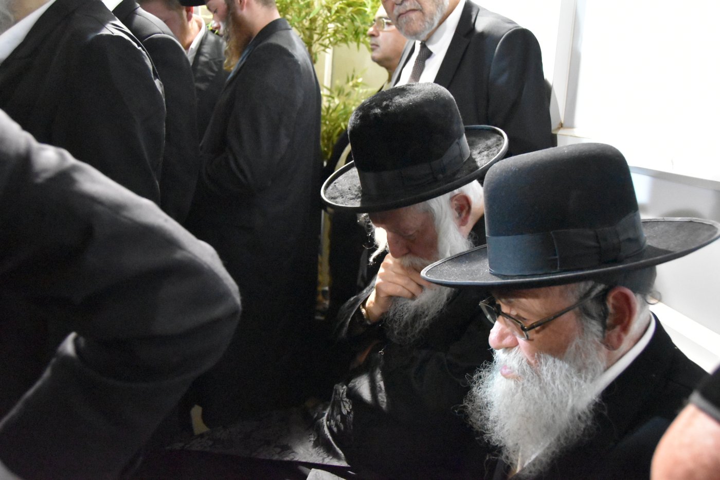 מסע הלווית הרה"ג רבי מנחם בן ציון גרוסמן זצ"ל