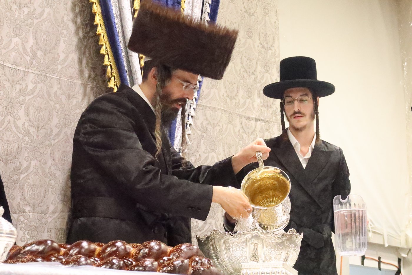סוכות בחצה"ק זוועיהל