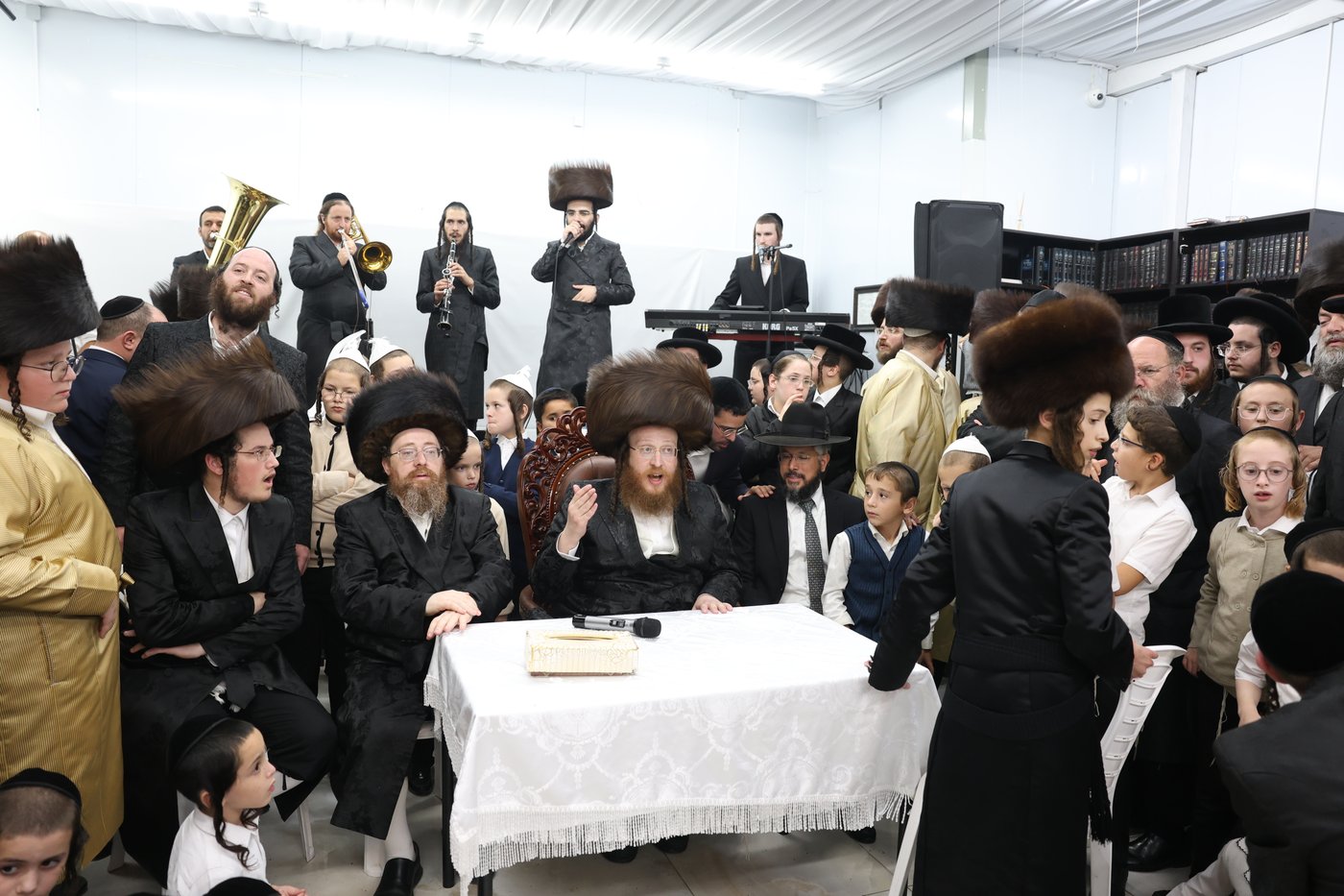 סוכות בחצר ספינקא בית שמש