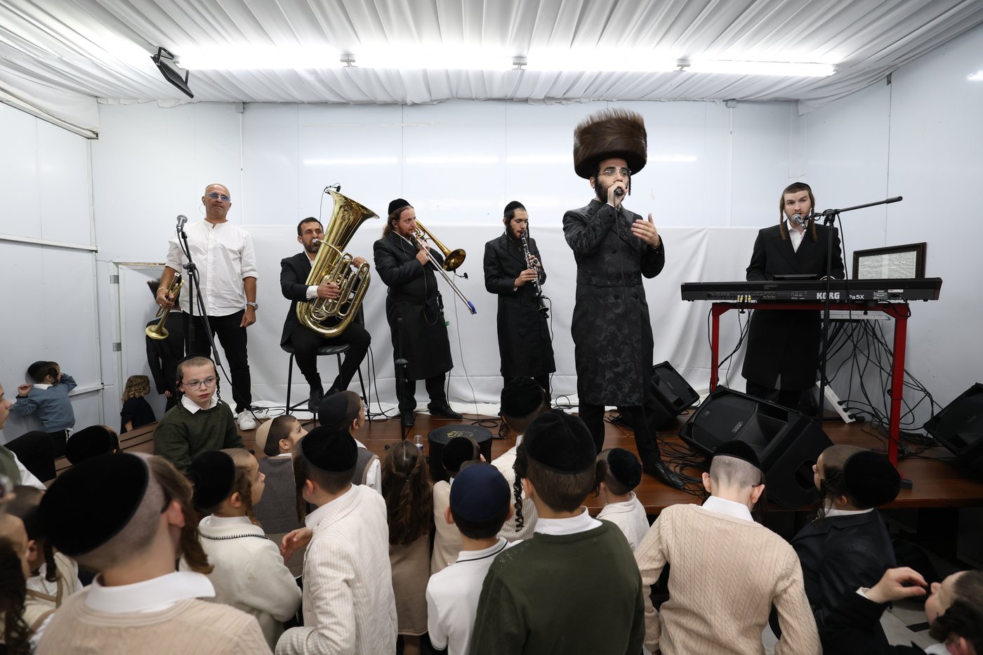 סוכות בחצר ספינקא בית שמש