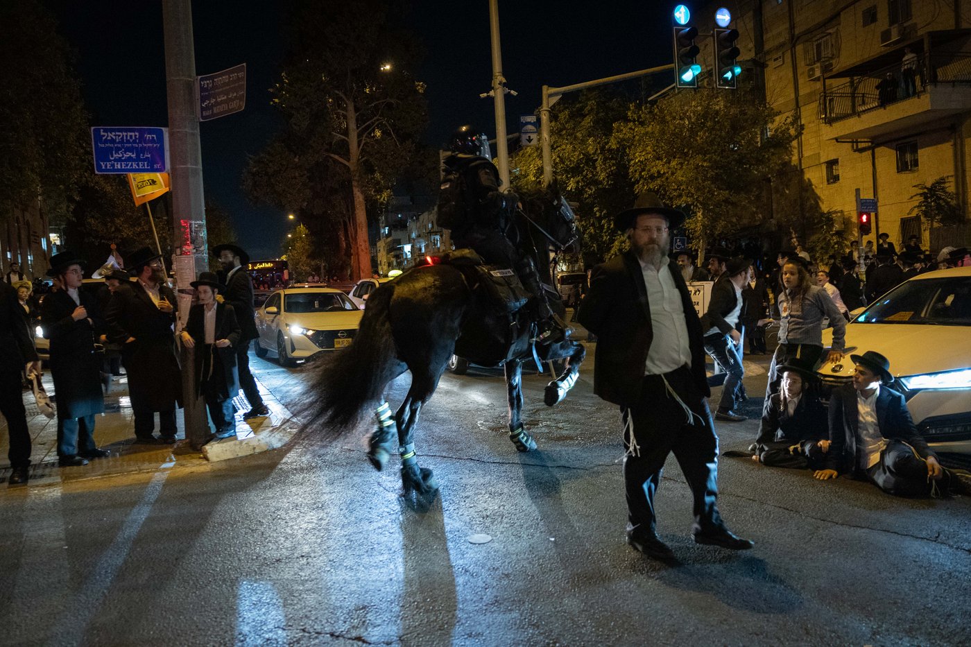 מחאה נגד גזירת הגיוס בראשות האדמו"ר ממשכנות הרועים