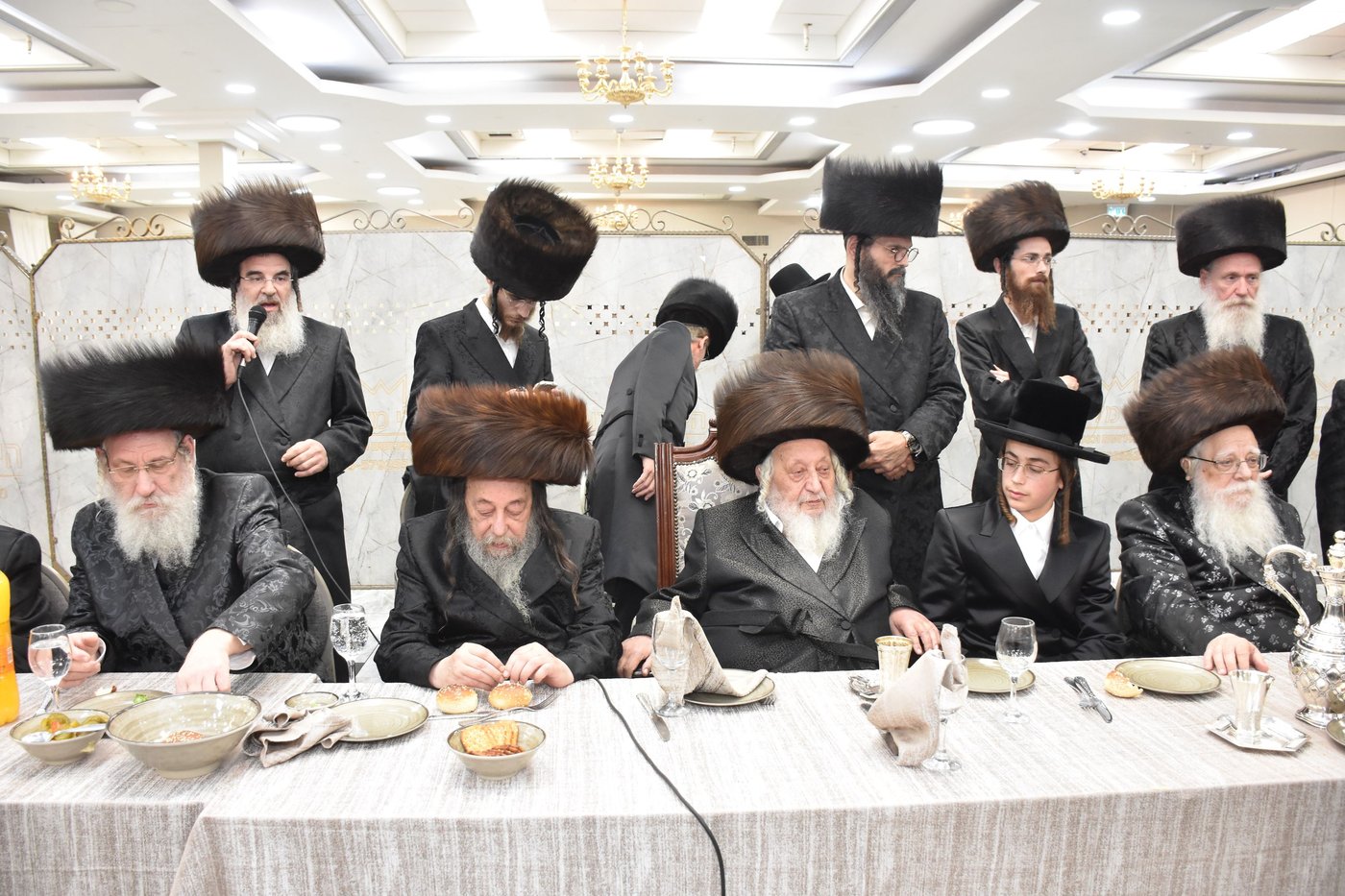שמחת התנאים בחצרות נדבורנה - נאראל - זוועהיל - שאץ ויזניץ