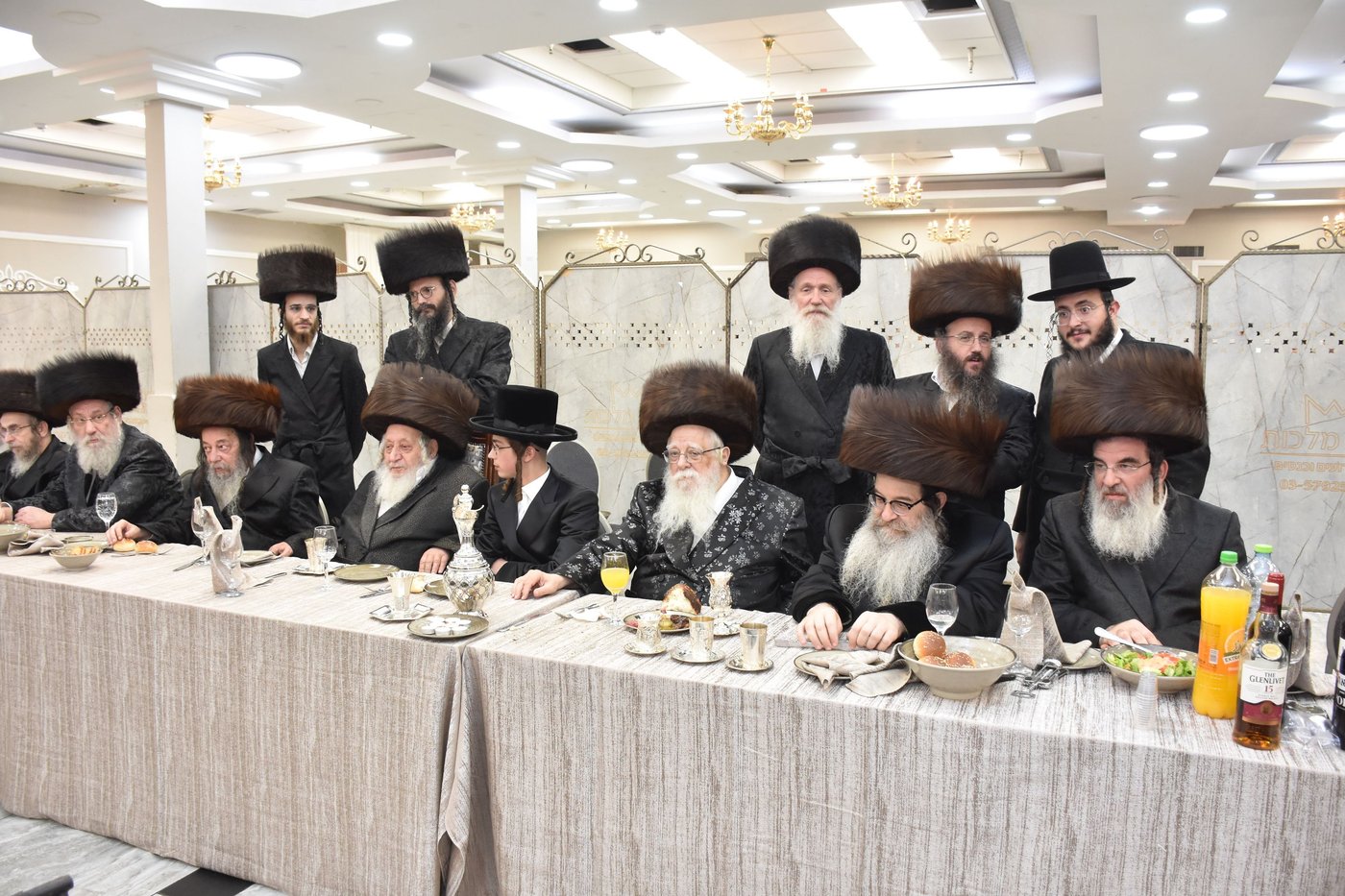 שמחת התנאים בחצרות נדבורנה - נאראל - זוועהיל - שאץ ויזניץ
