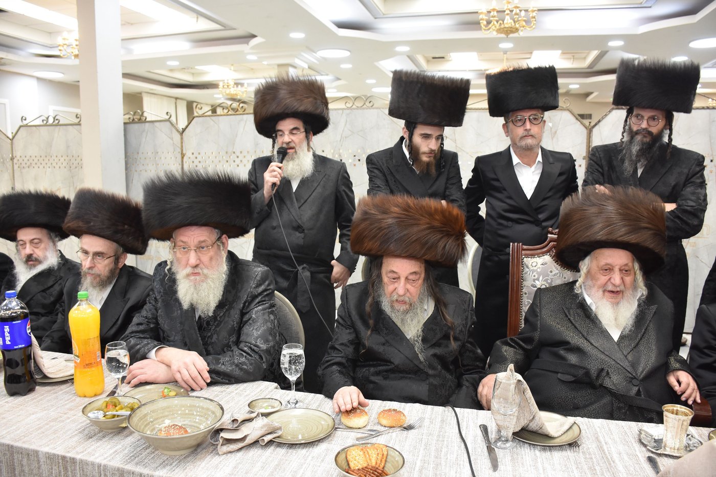 שמחת התנאים בחצרות נדבורנה - נאראל - זוועהיל - שאץ ויזניץ