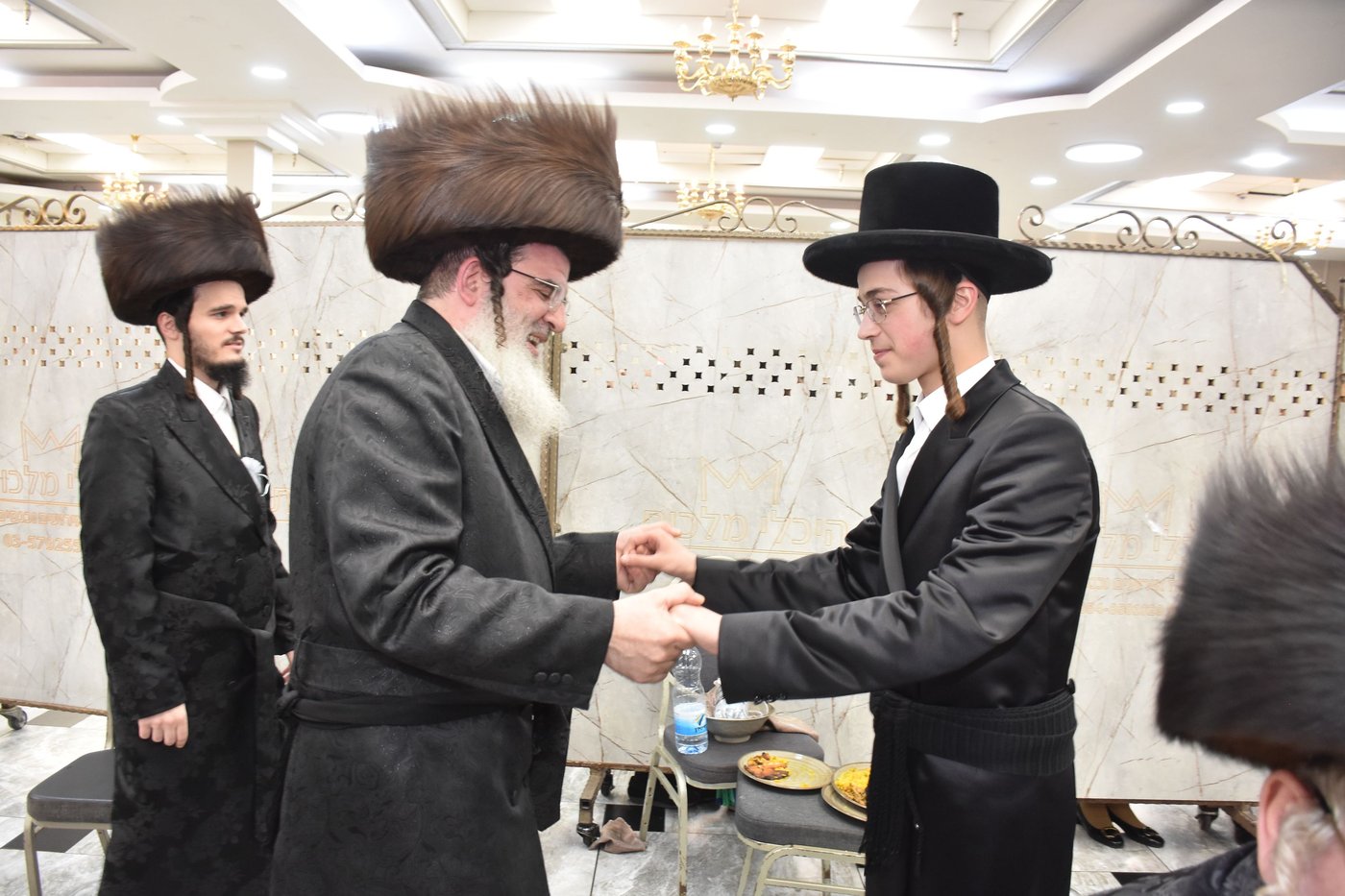 שמחת התנאים בחצרות נדבורנה - נאראל - זוועהיל - שאץ ויזניץ