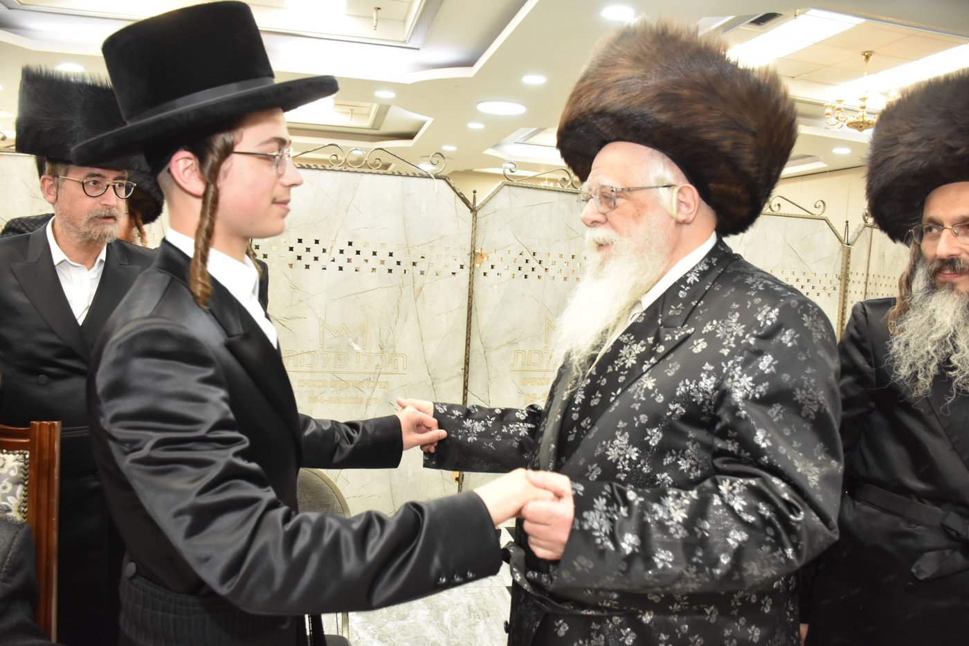שמחת התנאים בחצרות נדבורנה - נאראל - זוועהיל - שאץ ויזניץ