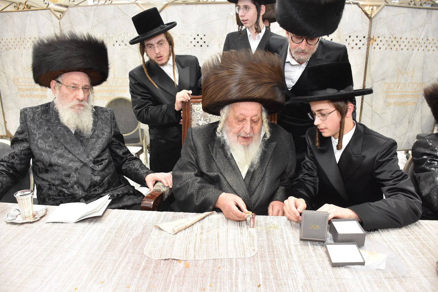 שמחת התנאים בחצרות נדבורנה - נאראל - זוועהיל - שאץ ויזניץ