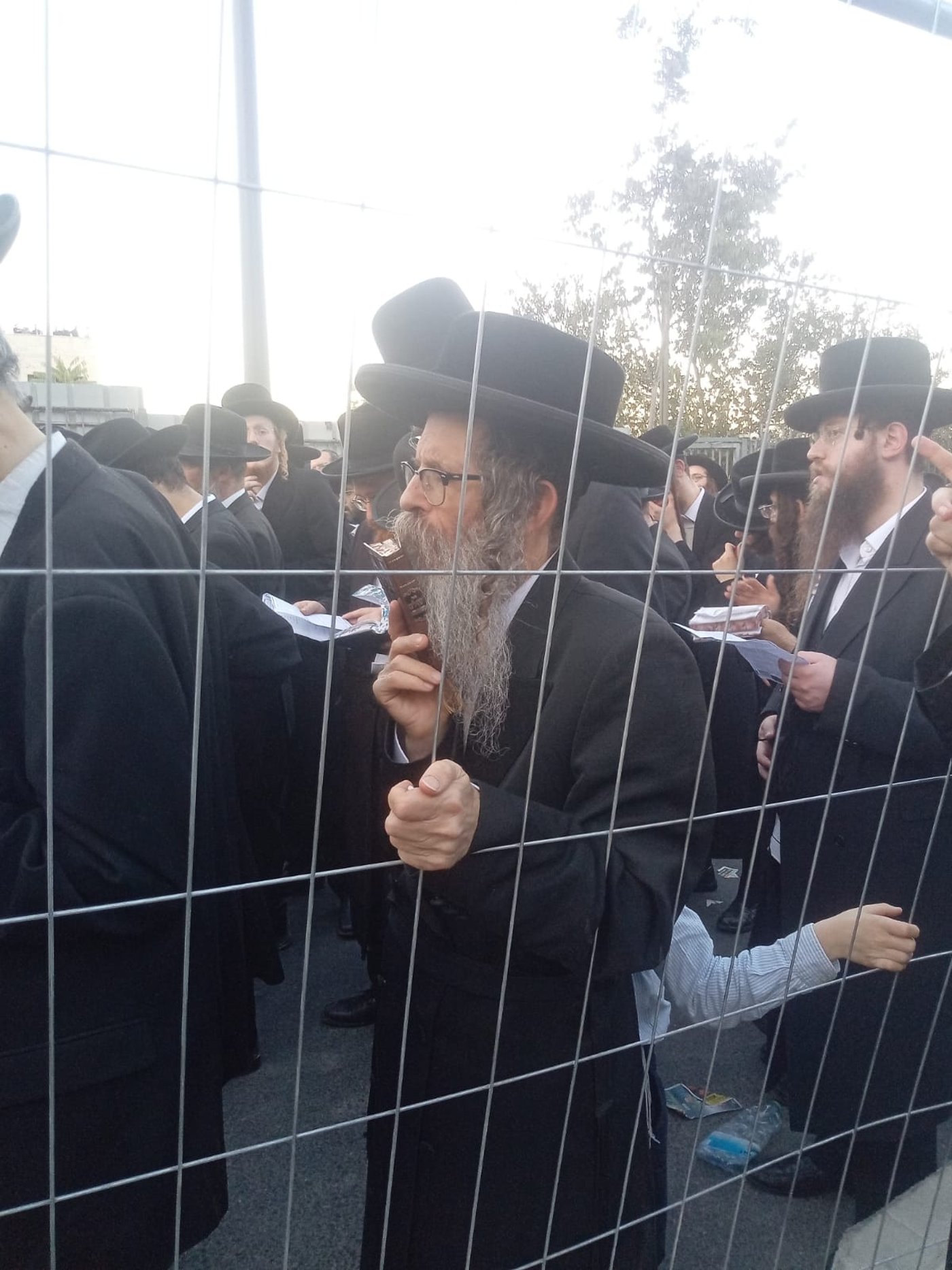 הגה"צ רבי נחמן בידרמן בעצרת המיליון - תשפ"ו