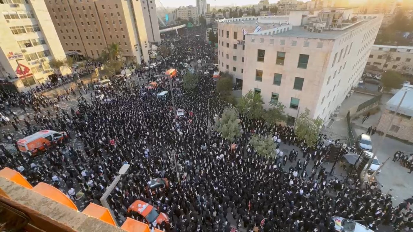 "החלטותיהם והמלצותיהם נובעות אך ורק מרצון להתנכל ללומדי התורה" | החלטות העצרת