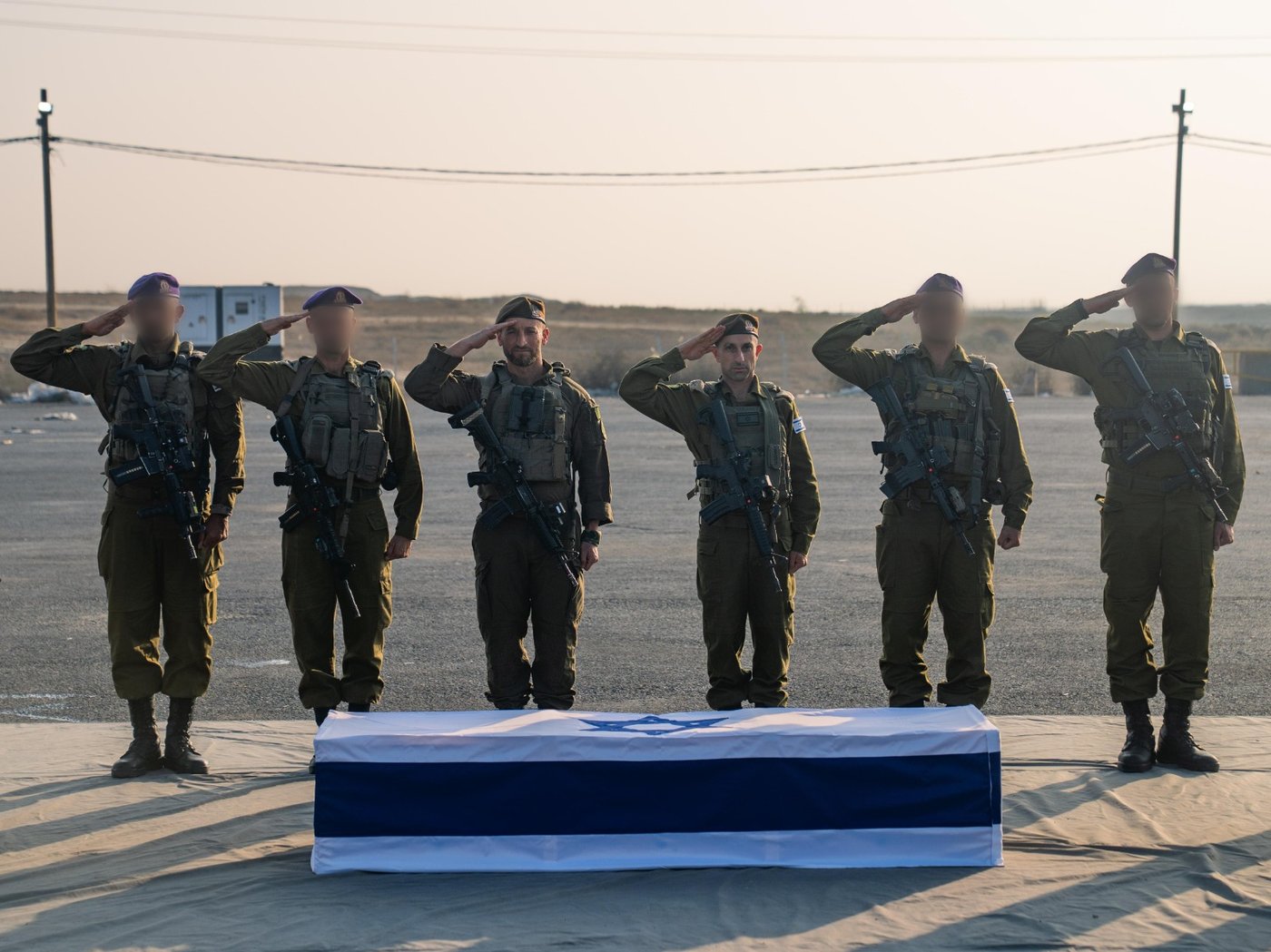  תמונות מהמעמד הצבאי