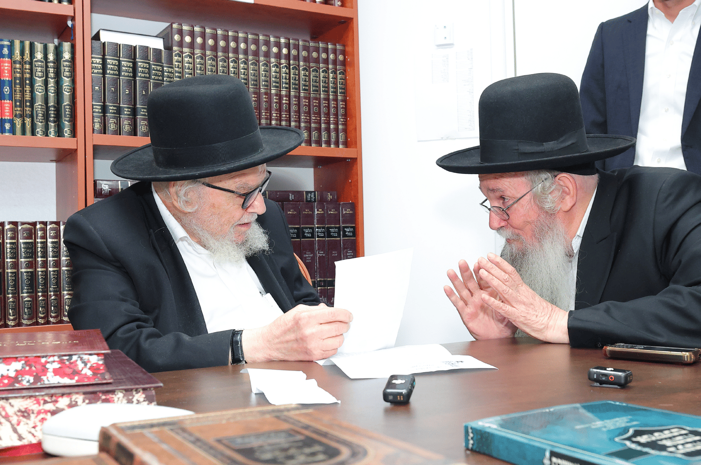 הגאון ר' משה דוד ליפקוביץ בביקור אצל הגרמ"ה הירש