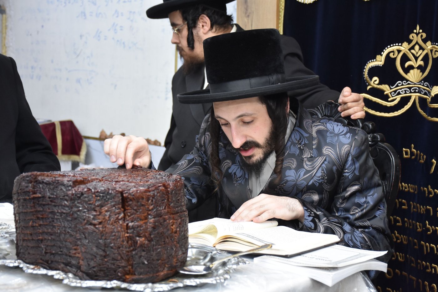 הדלקת נרות חנוכה במבקשי השם
