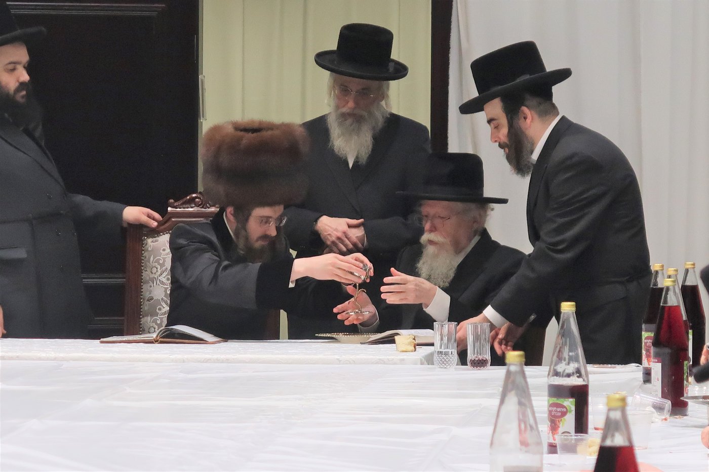 זאת חנוכה בחצה"ק סאדיגורה