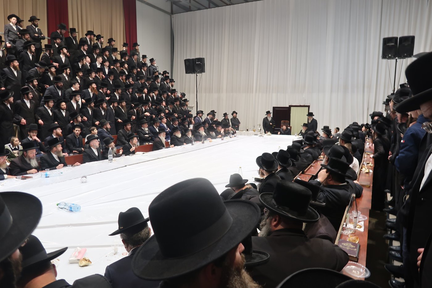 זאת חנוכה בחצה"ק סאדיגורה
