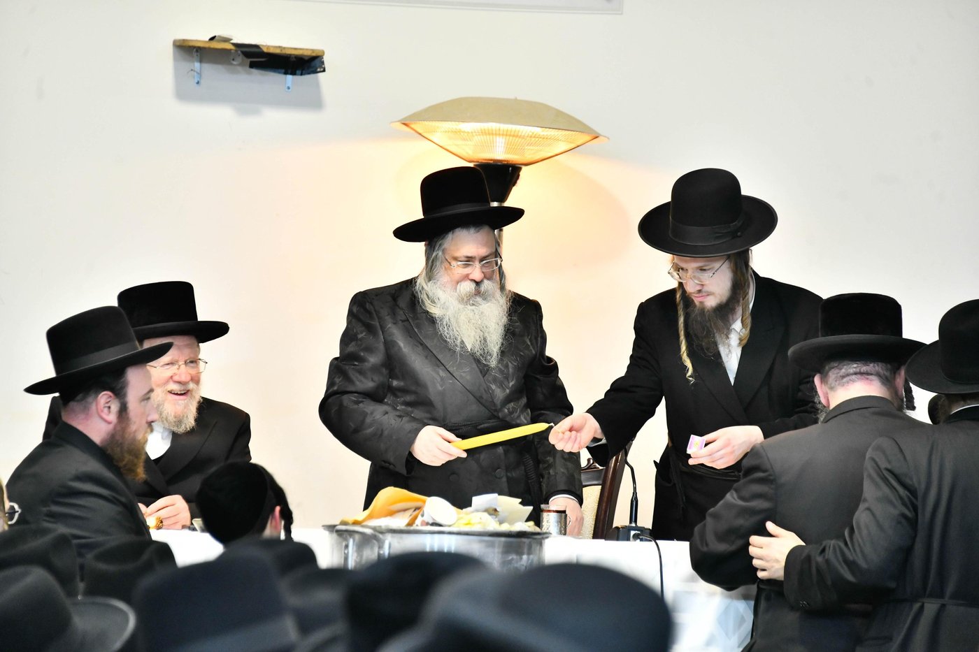 זאת חנוכה בחצה"ק טולנא