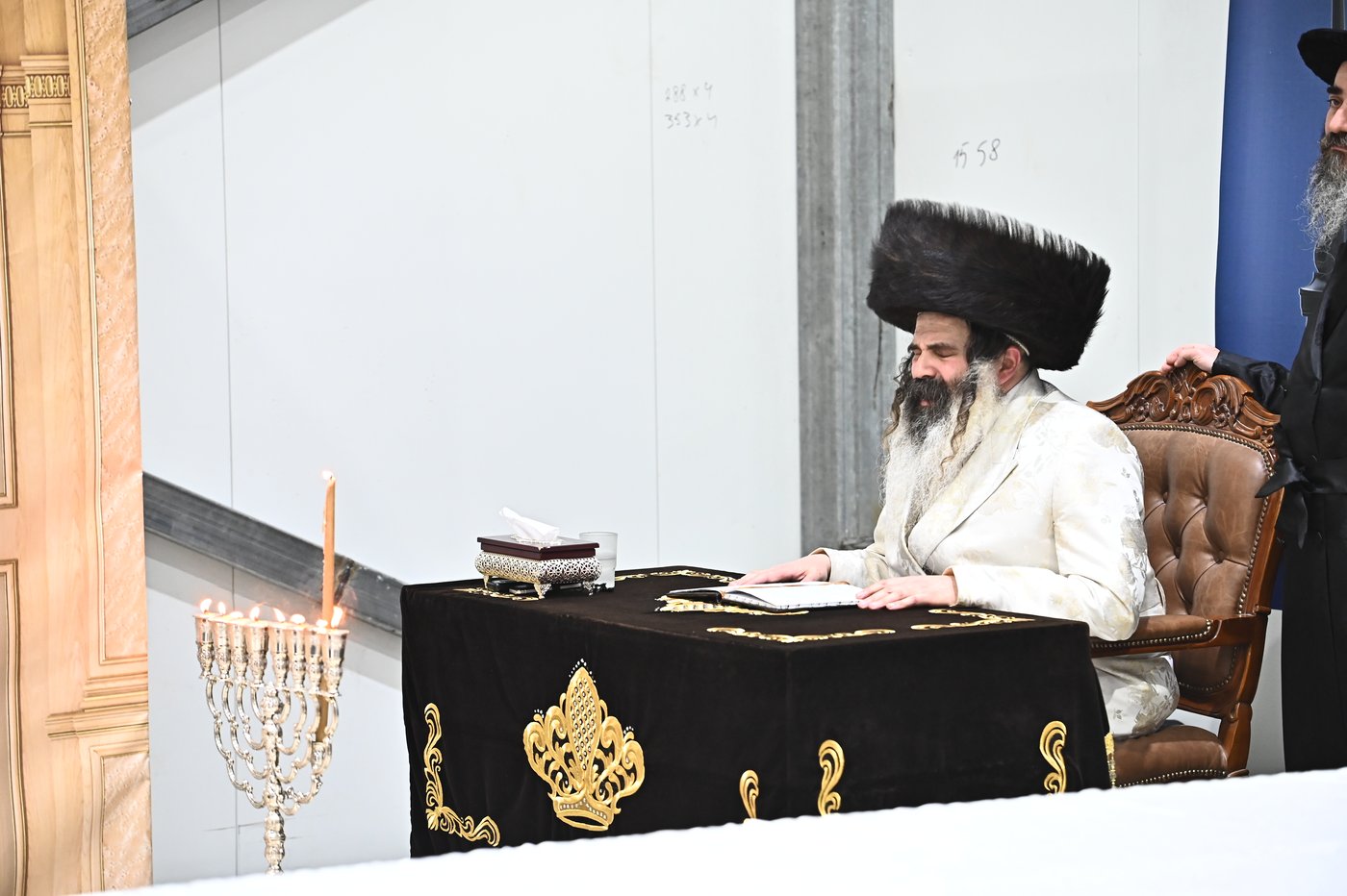 זאת חנוכה בחצה"ק זוטשקה