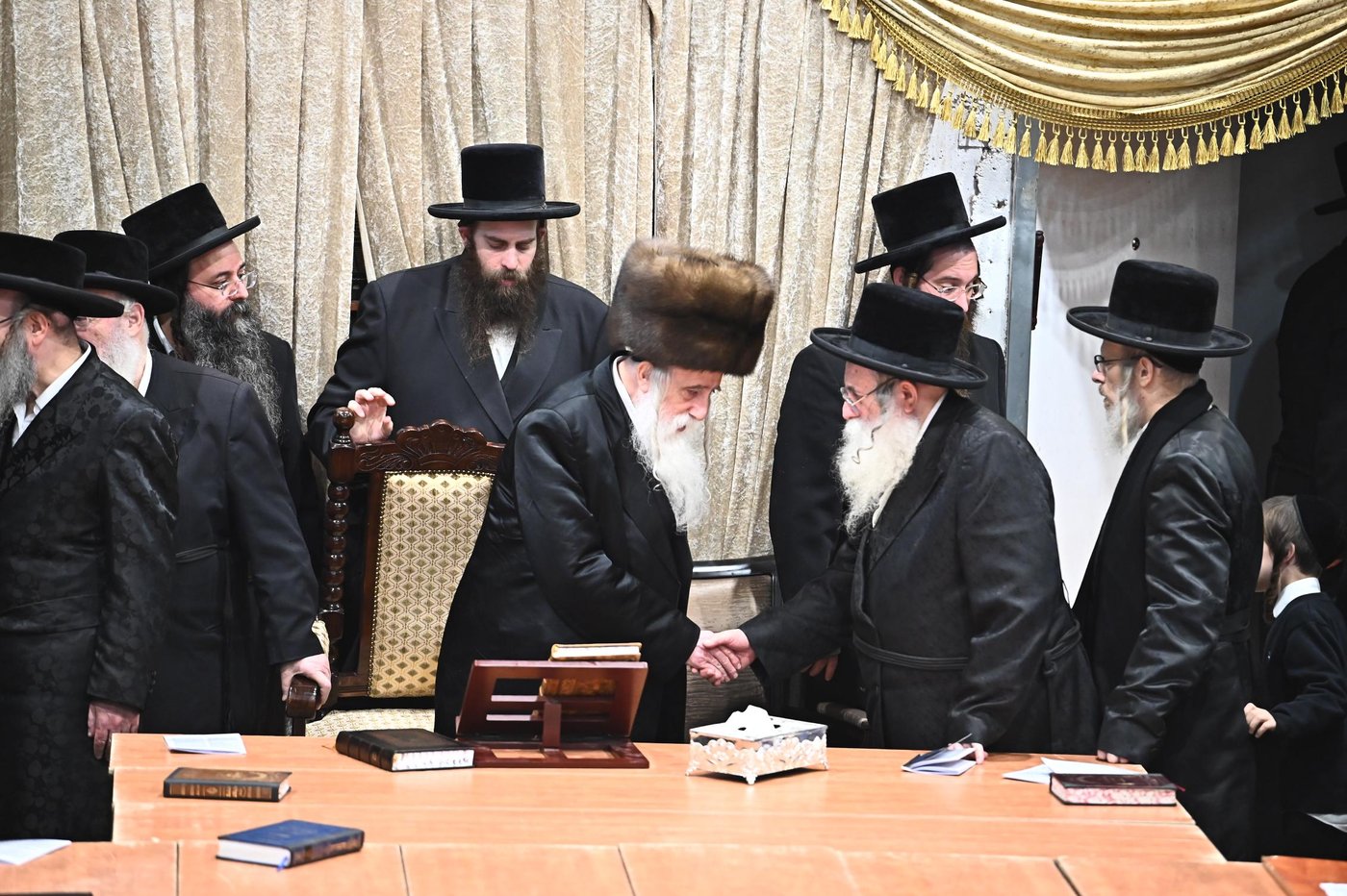 זאת חנוכה בחצה"ק מכנובקא בעלזא