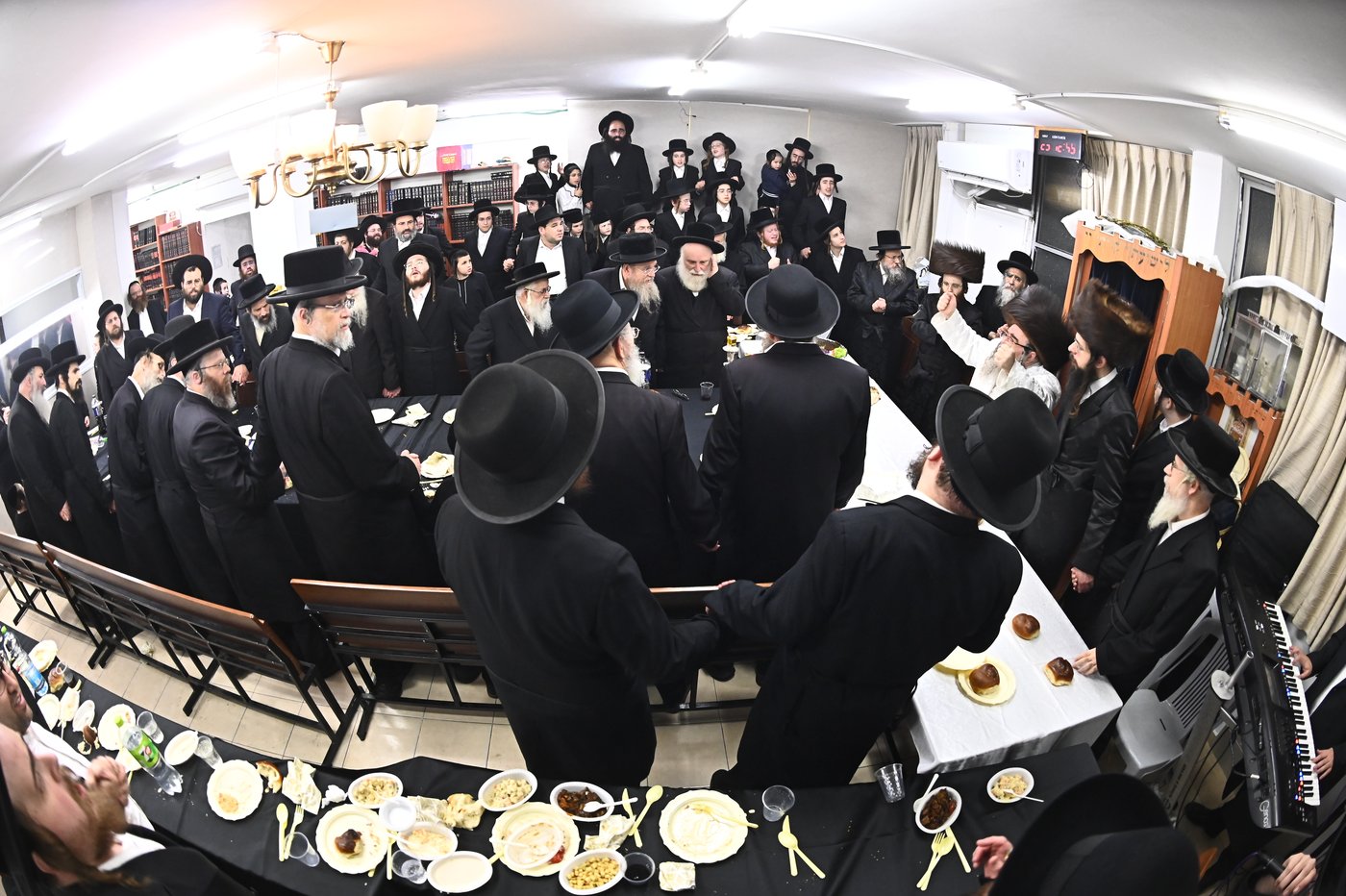 האדמו"ר מווערצקי בזאת חנוכה