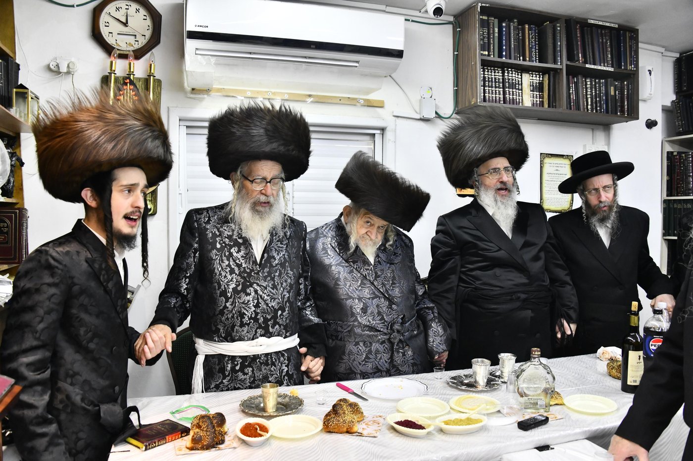 שמחת הברית בחצרות טעמשוואר - טורקא