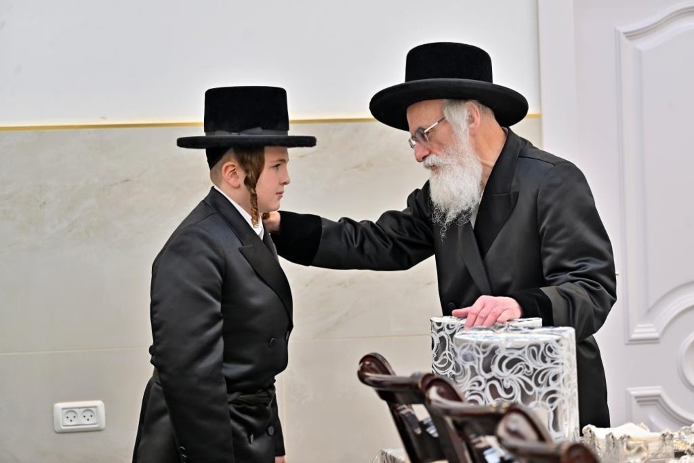 בר מצווה לבן הרב חיים מאיר מרקוביץ, אצל האדמו"ר מויזניץ